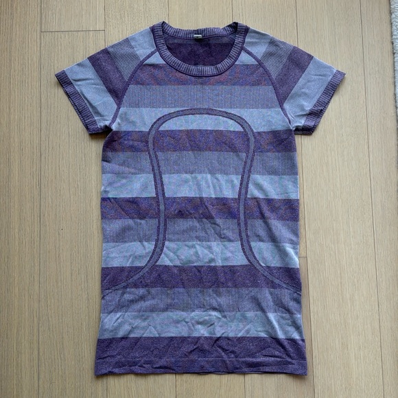 lululemon athletica Tops - Lululemon - Swiftly Tech Short-Sleeve Shirt - Size 6